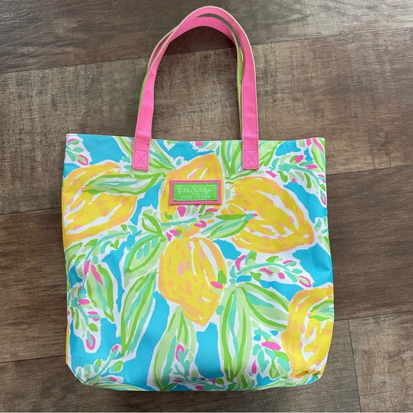 Lilly Pulitzer for estee Lauder lemon tote - Picture 1 of 8